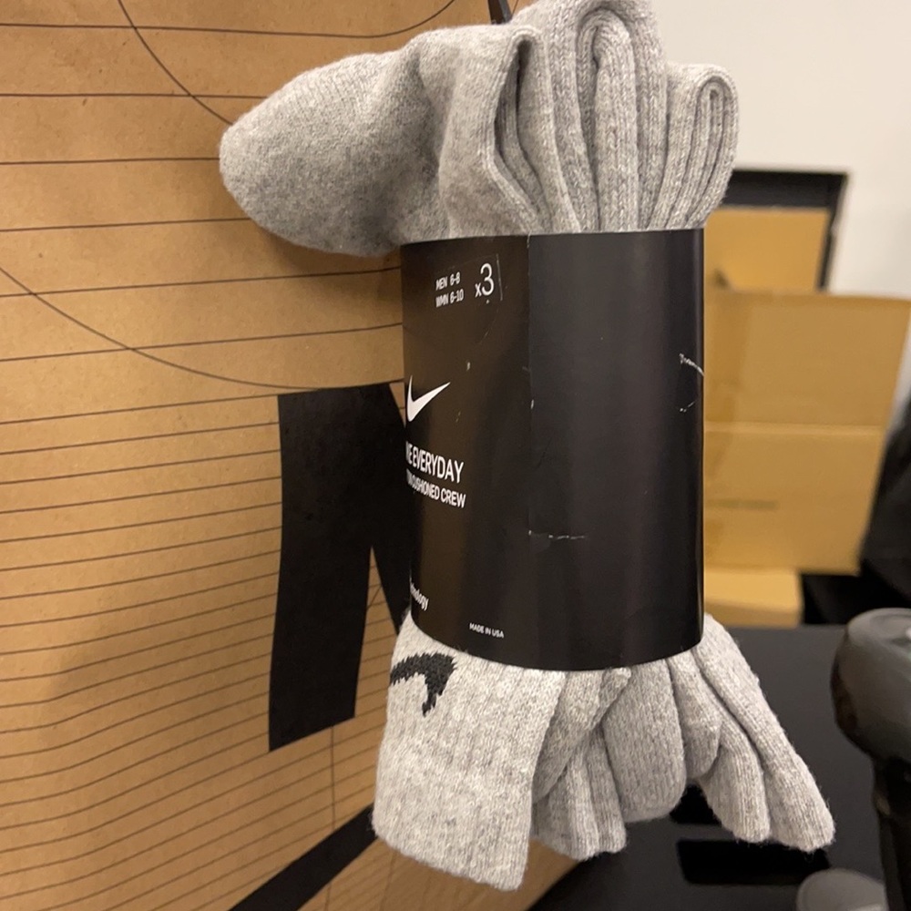 3 pairs set Nike Socks Everyday Cushioned Crew - Picture 11 of 16